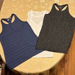 Bundle of Athleta tank tops Size S